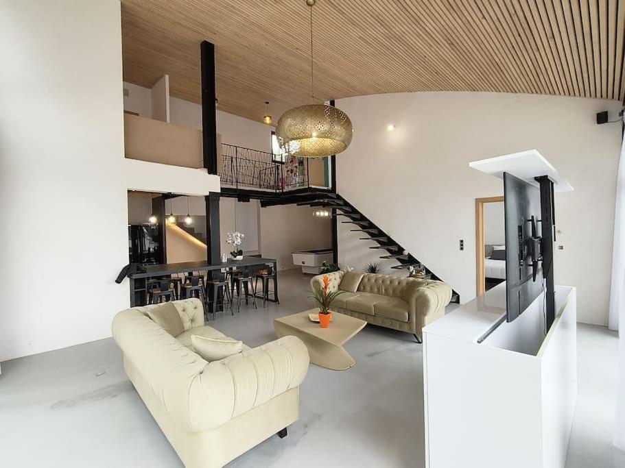 فيلا Industrial Luxury Nimes & Arles بوكير المظهر الخارجي الصورة