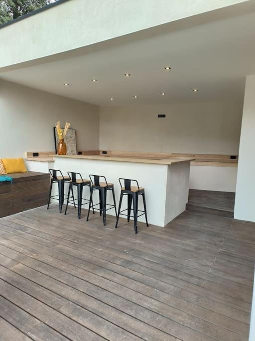 فيلا Industrial Luxury Nimes & Arles بوكير المظهر الخارجي الصورة